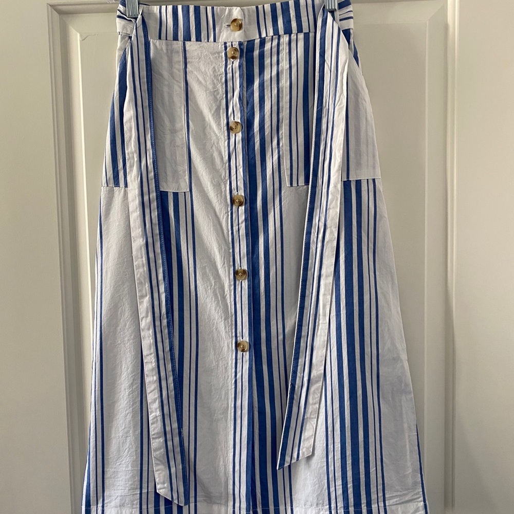 Monki midi skirt in XS